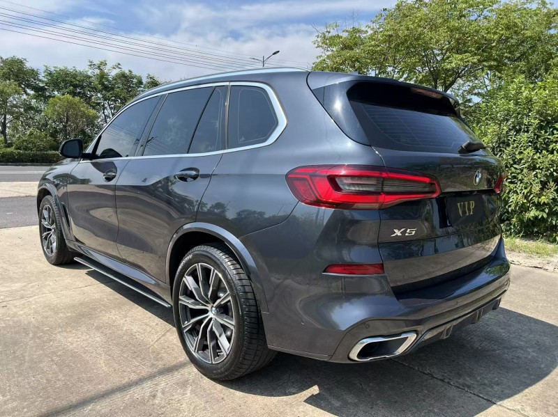 盐城19年宝马X58