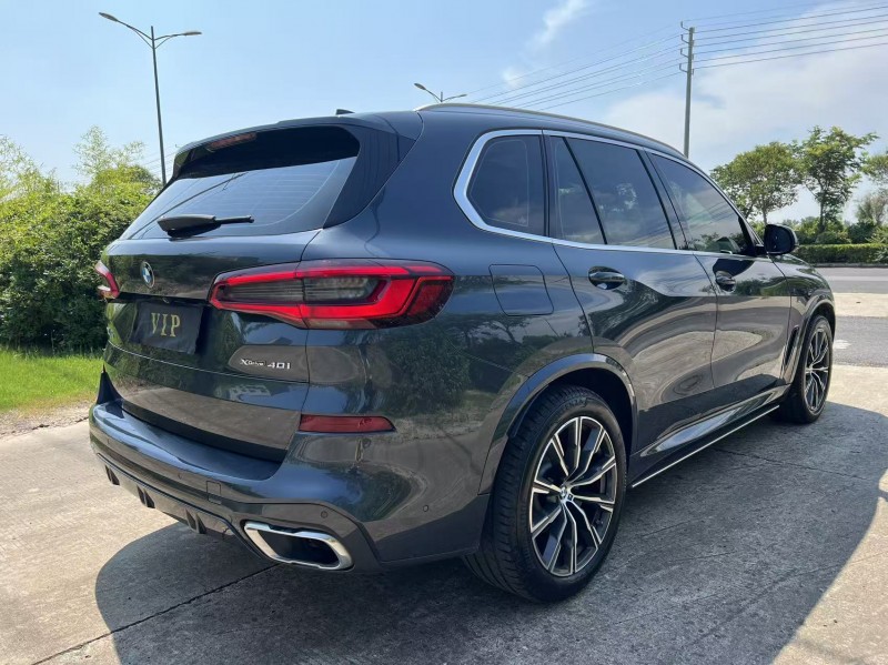 盐城19年宝马X59