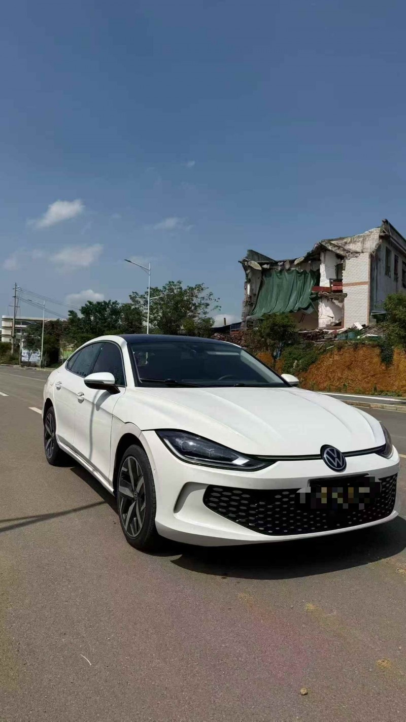 黔西南23年大众凌渡2