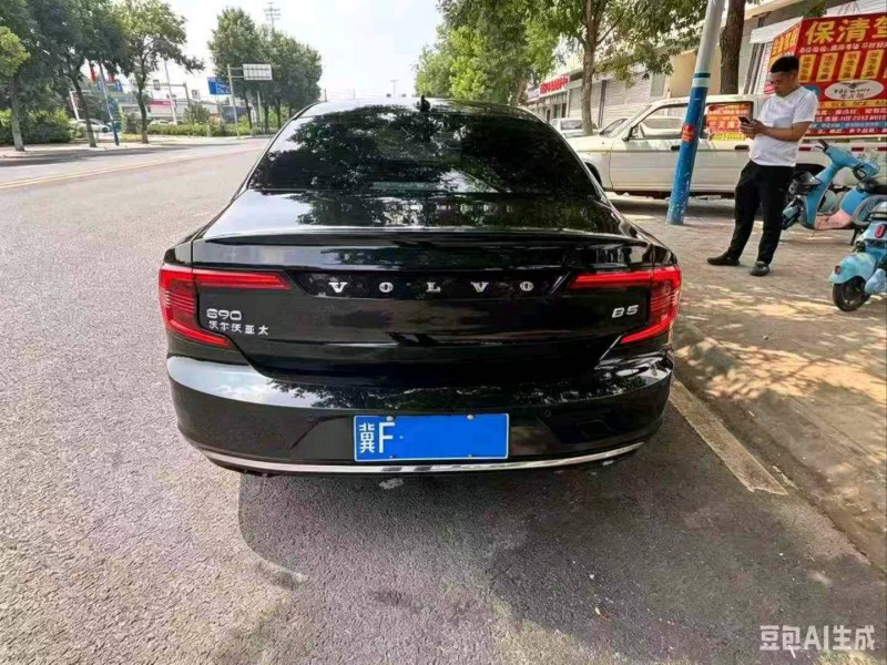 保定21年沃尔沃S902