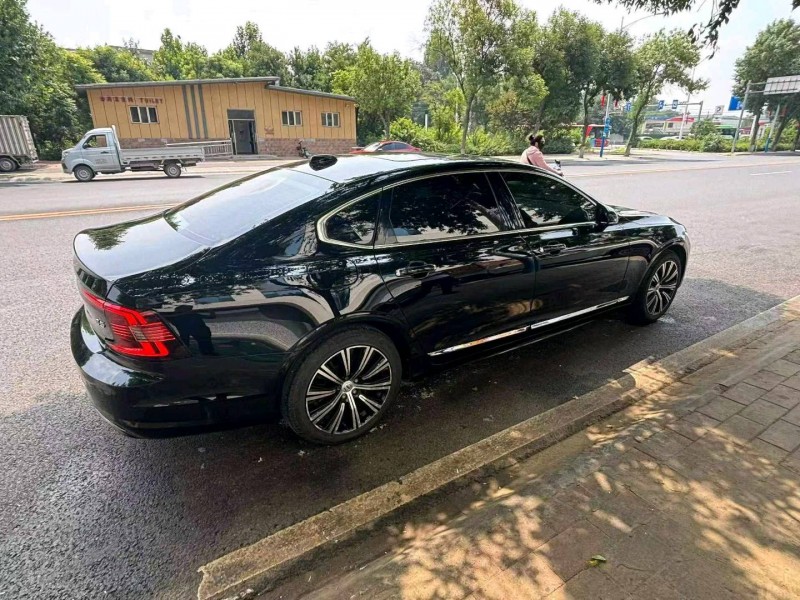 保定21年沃尔沃S909