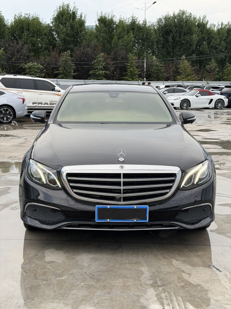 新乡19年奔驰E1