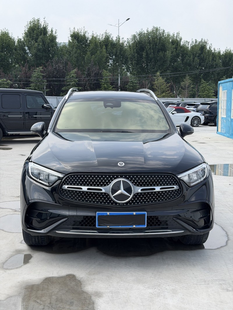 新乡23年奔驰GLC1