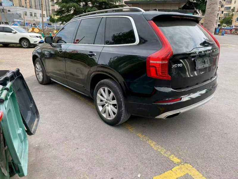 青岛17年沃尔沃XC905