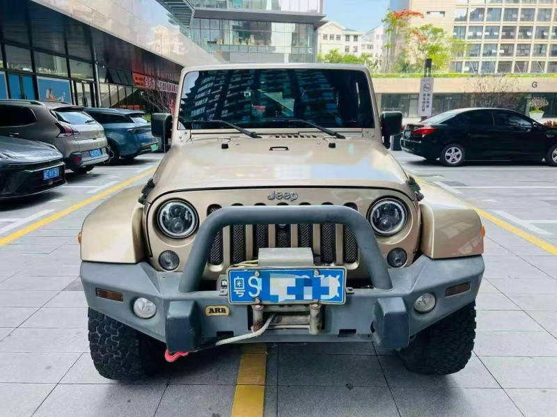 深圳14年Jeep牧马人1