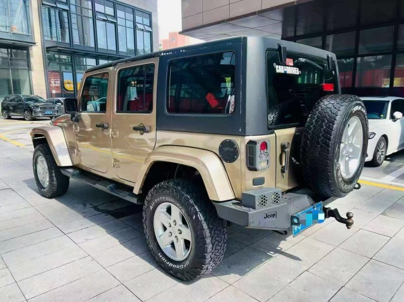 深圳14年Jeep牧马人9
