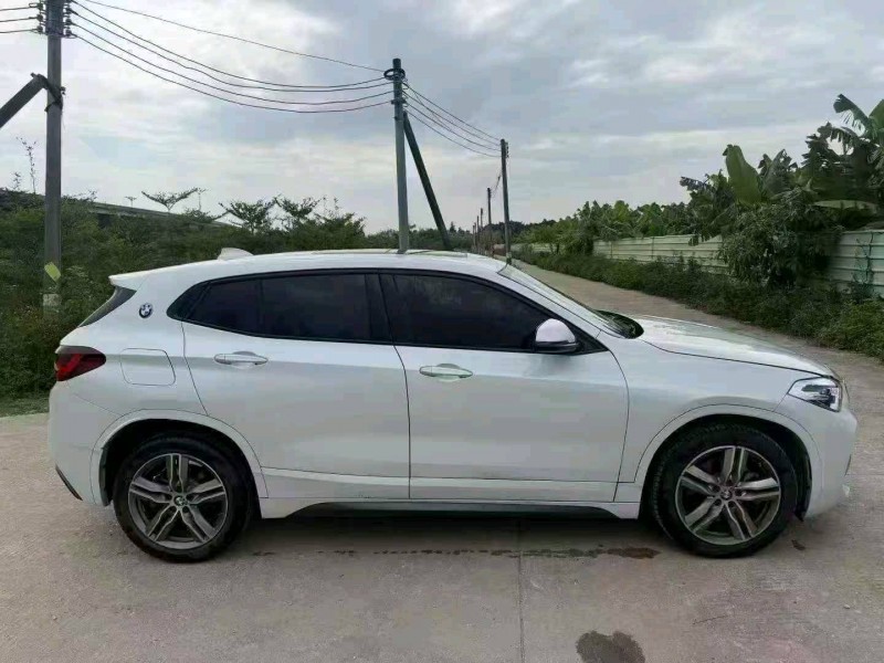 中山20年宝马X23