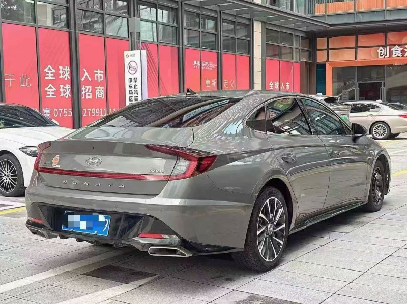 深圳20年现代菲斯塔8