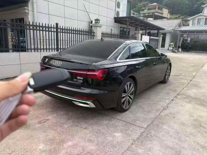 潍坊23年奥迪A6L8