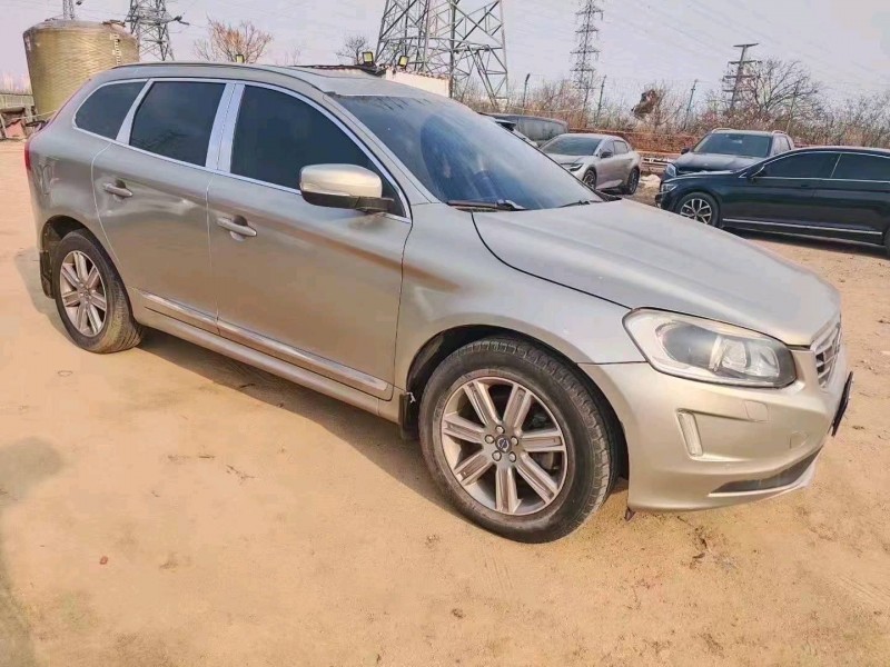 青岛16年沃尔沃XC603