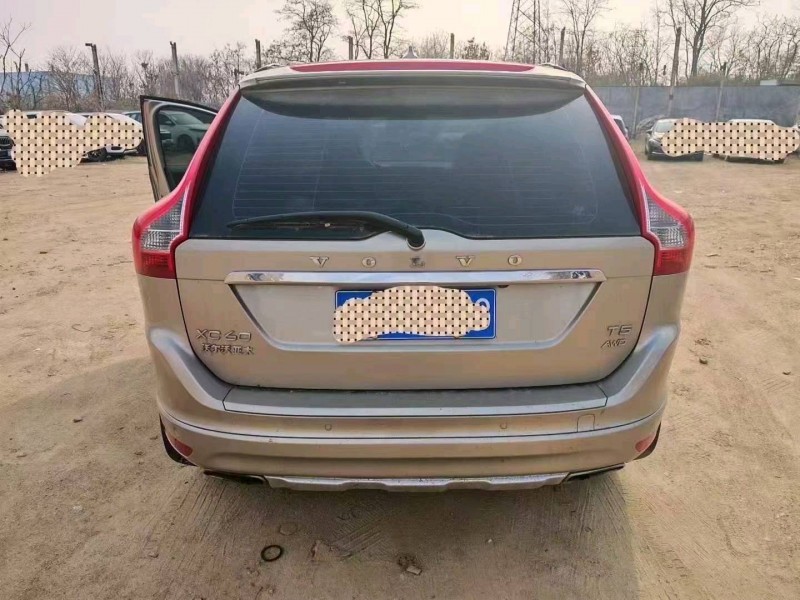 青岛16年沃尔沃XC609