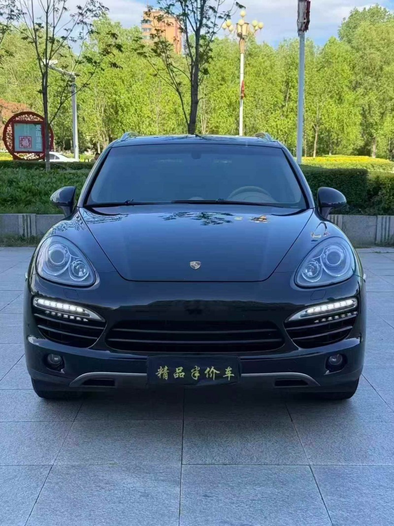 吉林13年保时捷卡宴1