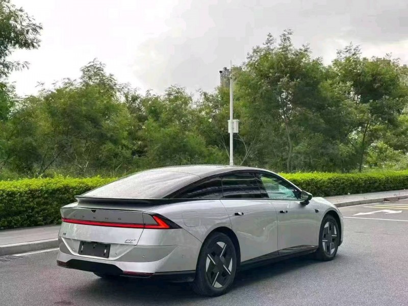 深圳26年小鹏汽车p77