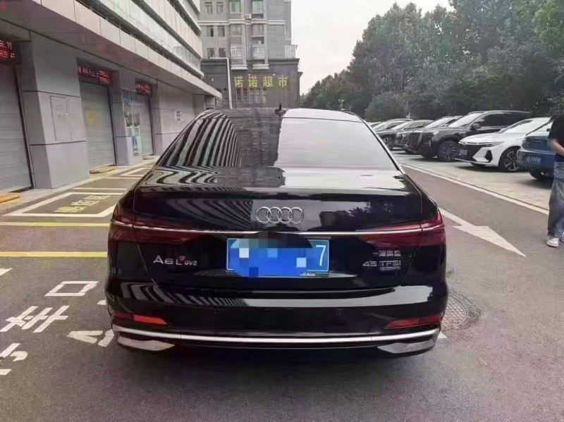 合肥25年奥迪A6L8