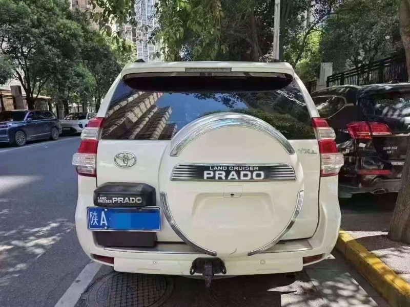 宝鸡13年丰田普拉多8