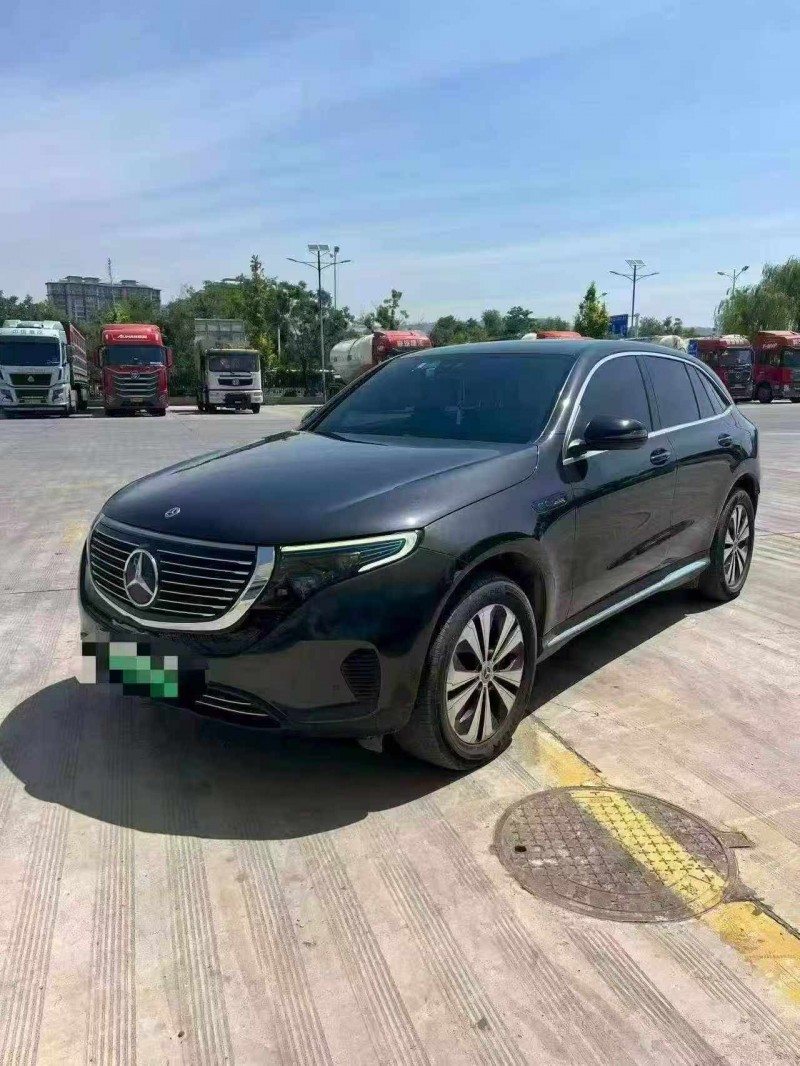 东营22年奔驰EQC3