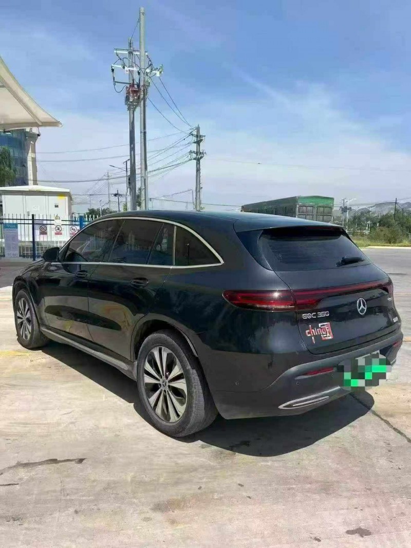 东营22年奔驰EQC7