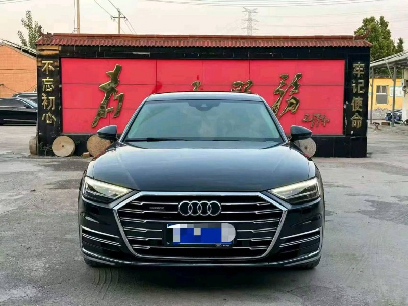 烟台18年奥迪A8L1
