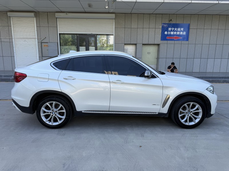 济宁17年宝马X64