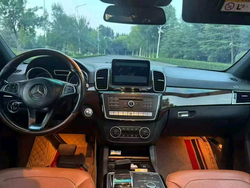 烟台18年奔驰GLS4