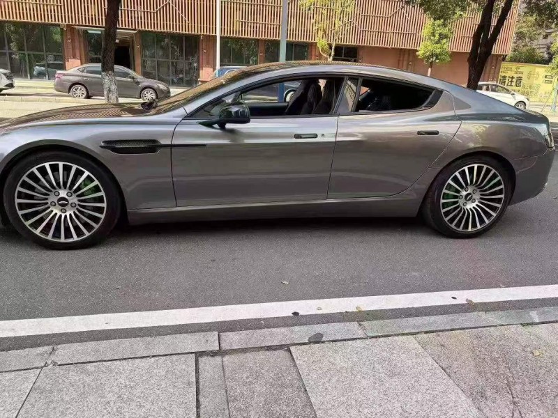 赣州14年阿斯顿·马丁Rapide2