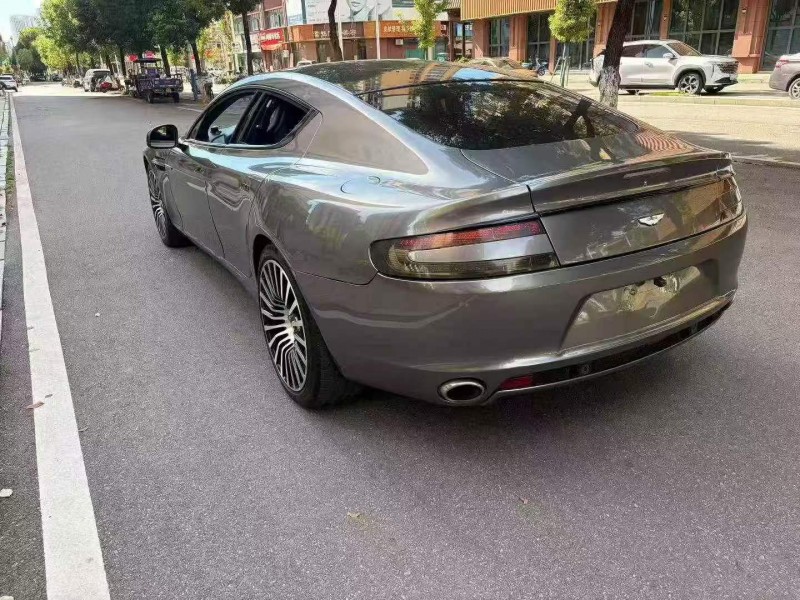 赣州14年阿斯顿·马丁Rapide3