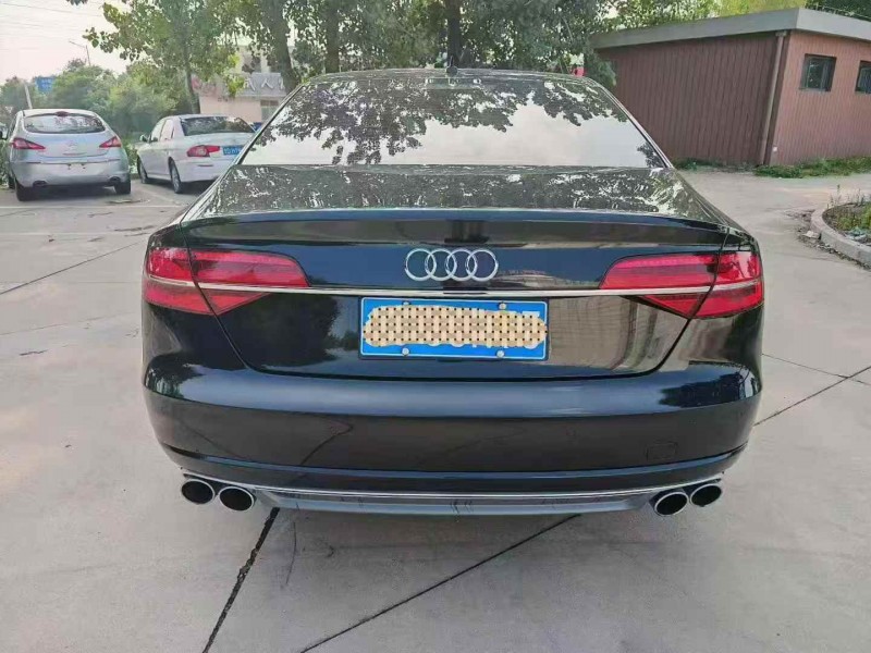 新乡18年奥迪A8L9