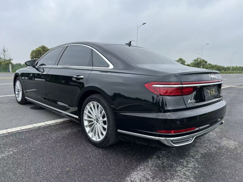 盐城21年奥迪A8L9