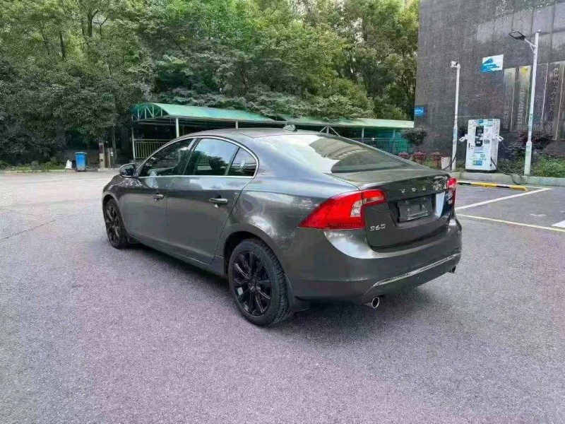 邵阳18年沃尔沃S60L7