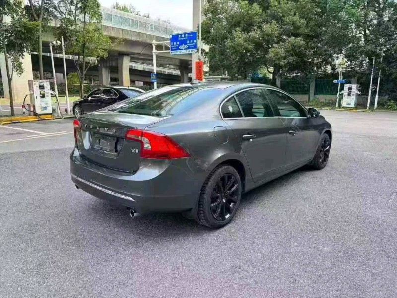 邵阳18年沃尔沃S60L9