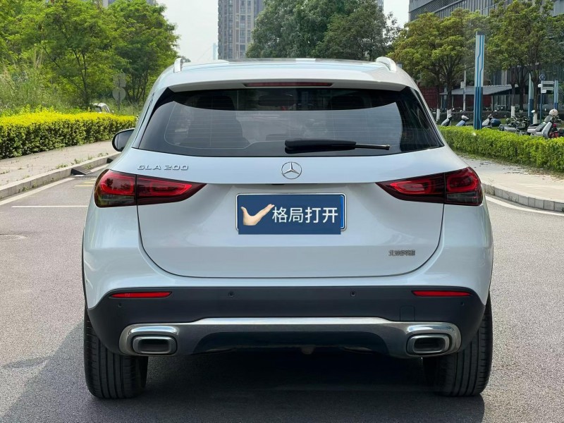 东莞21年奔驰GLA8