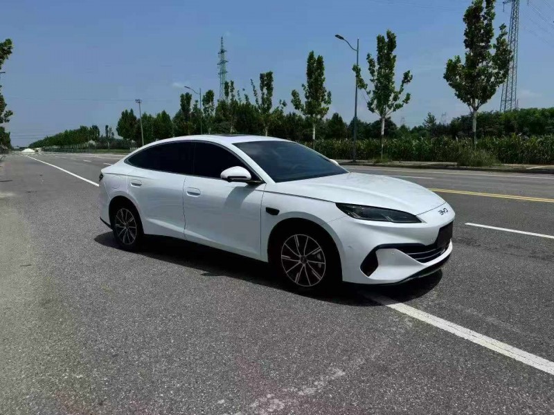 淮安25年比亚迪海豹2