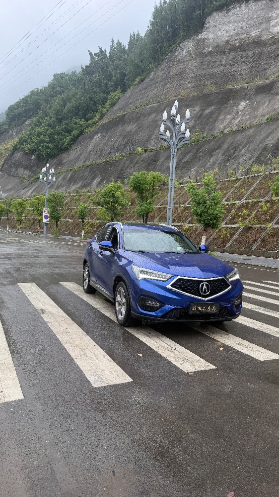 重庆18年讴歌CDX2
