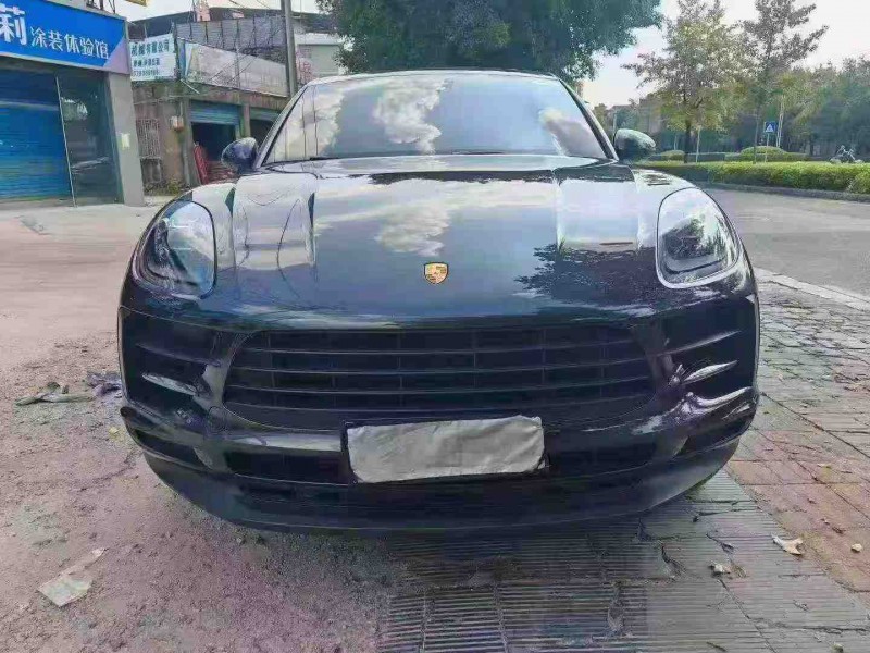 桂林20年保时捷Macan1
