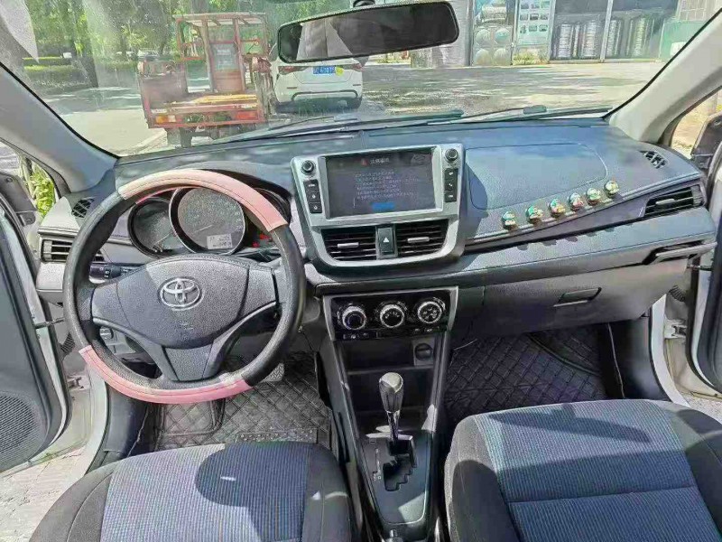 桂林18年丰田YARiS L 致炫4