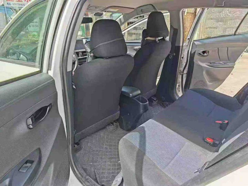 桂林18年丰田YARiS L 致炫6