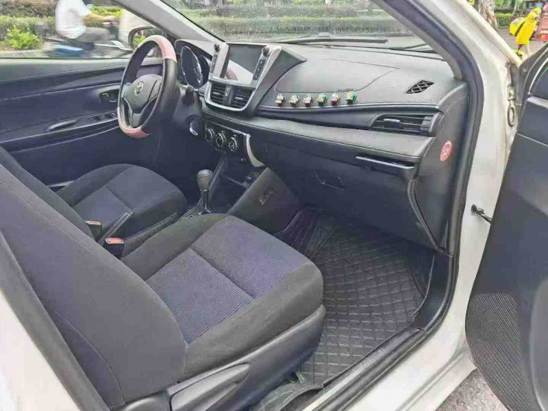 桂林18年丰田YARiS L 致炫7