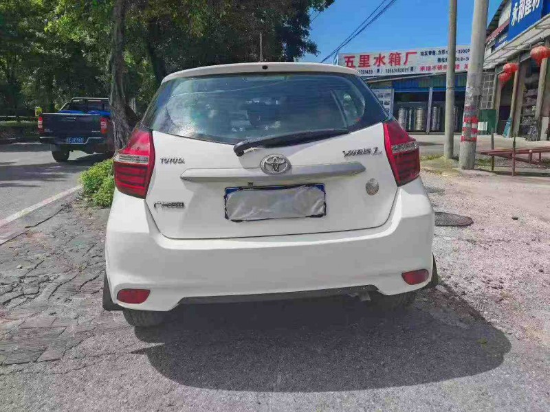 桂林18年丰田YARiS L 致炫8