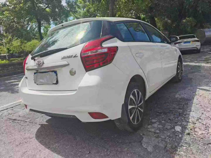 桂林18年丰田YARiS L 致炫9