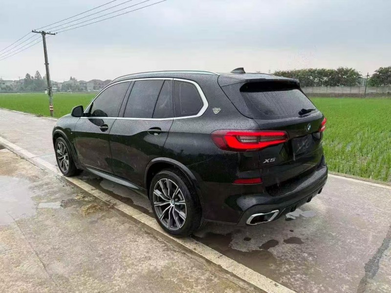 杭州21年宝马X57