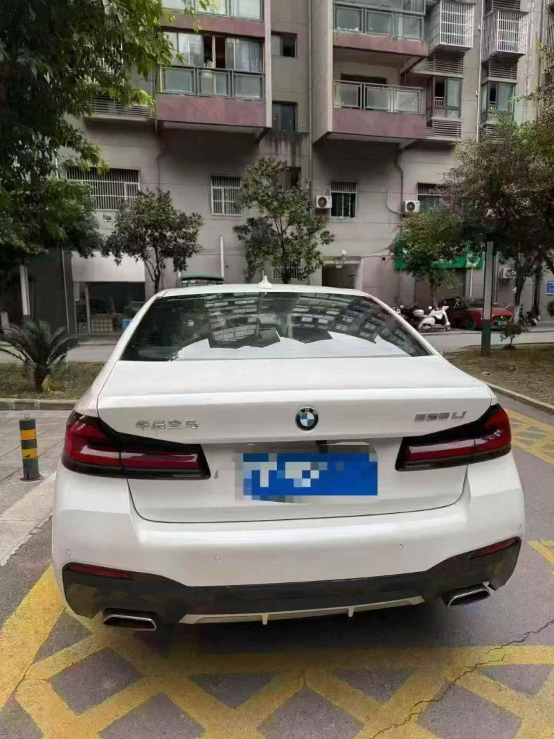 重庆22年宝马5系5