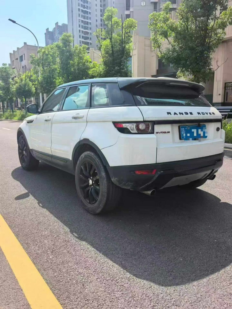 宜昌15年路虎极光7