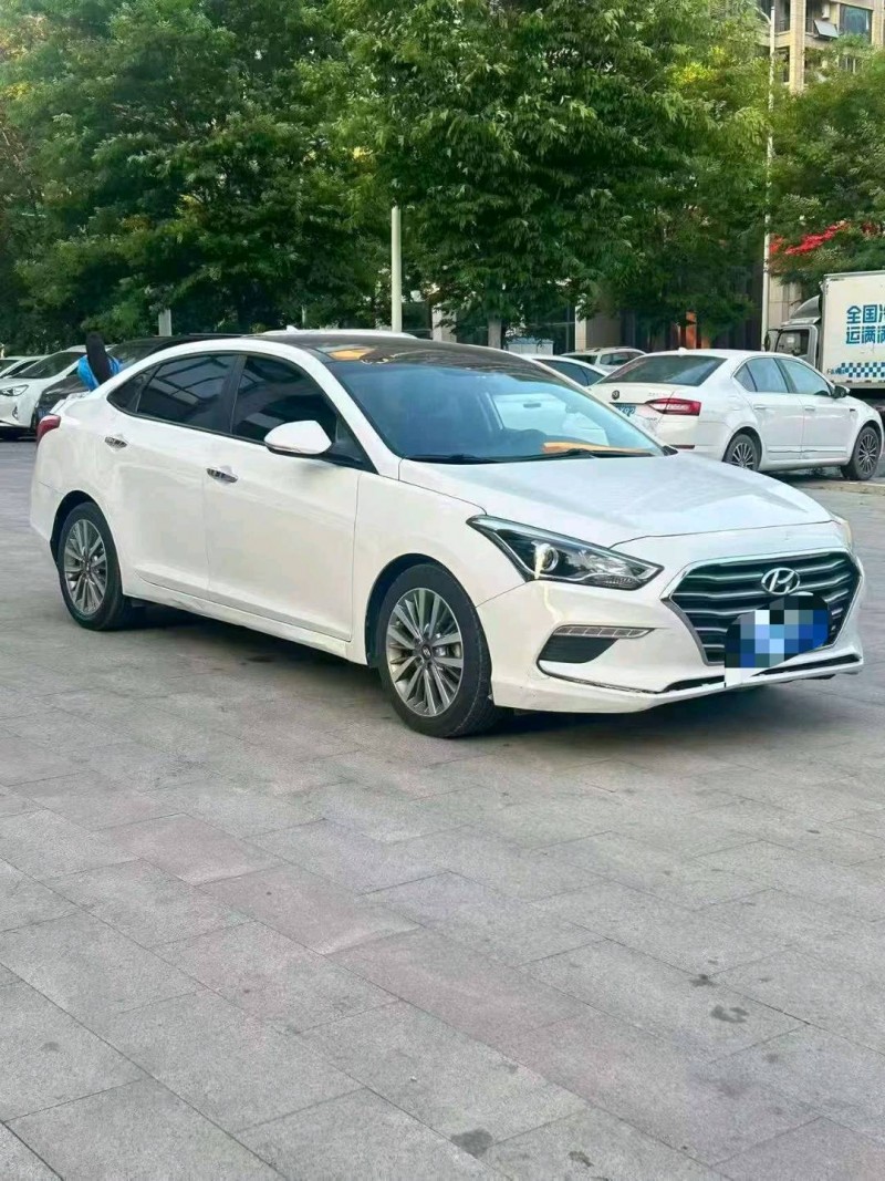 阜阳20年现代名图2