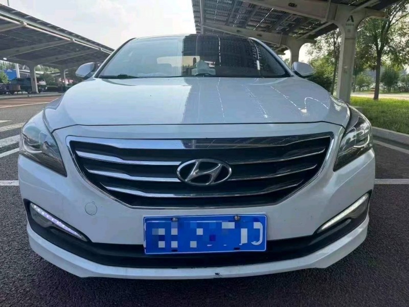 滨州17年现代名图1