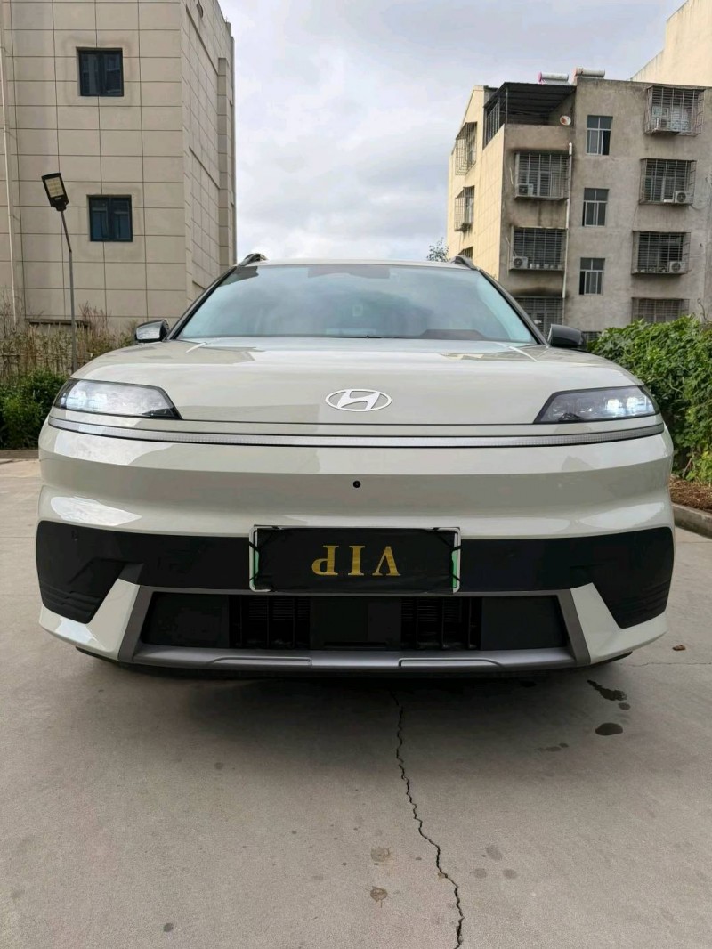 襄阳25年现代羿欧1
