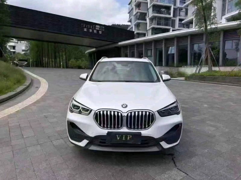 广州21年宝马X11