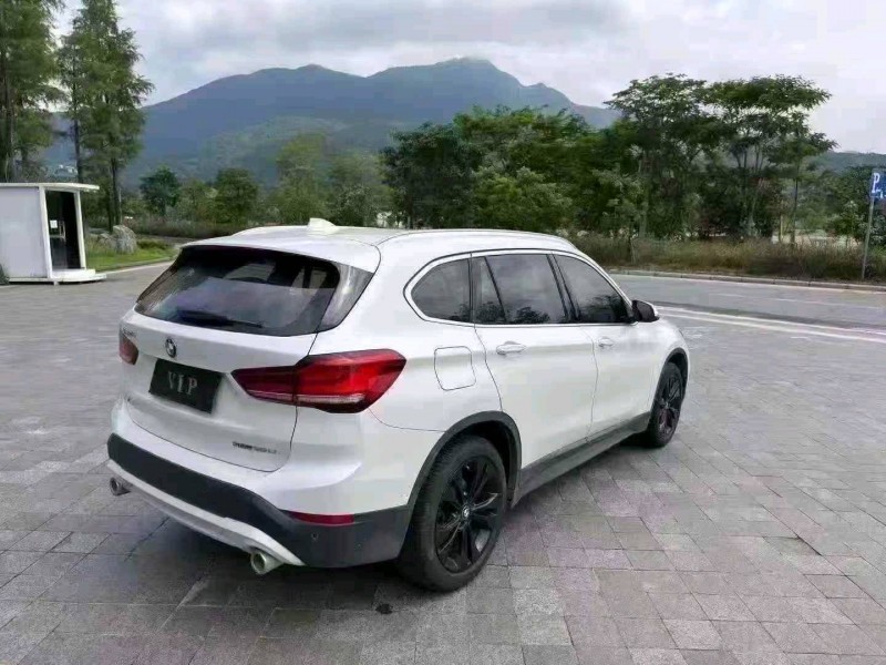 广州21年宝马X18