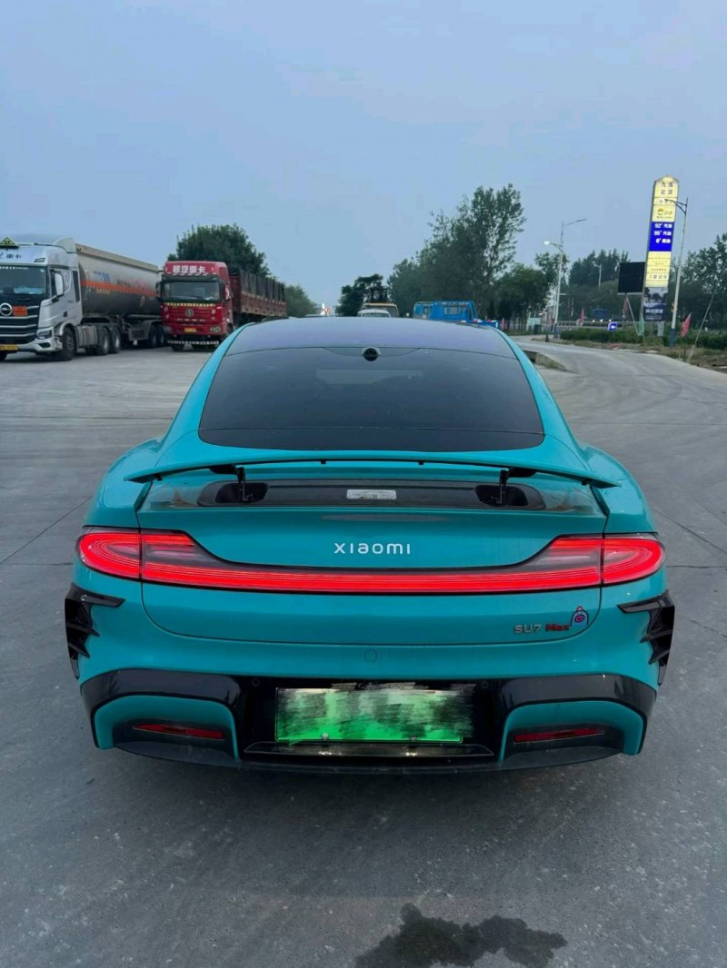 东营24年小米SU77