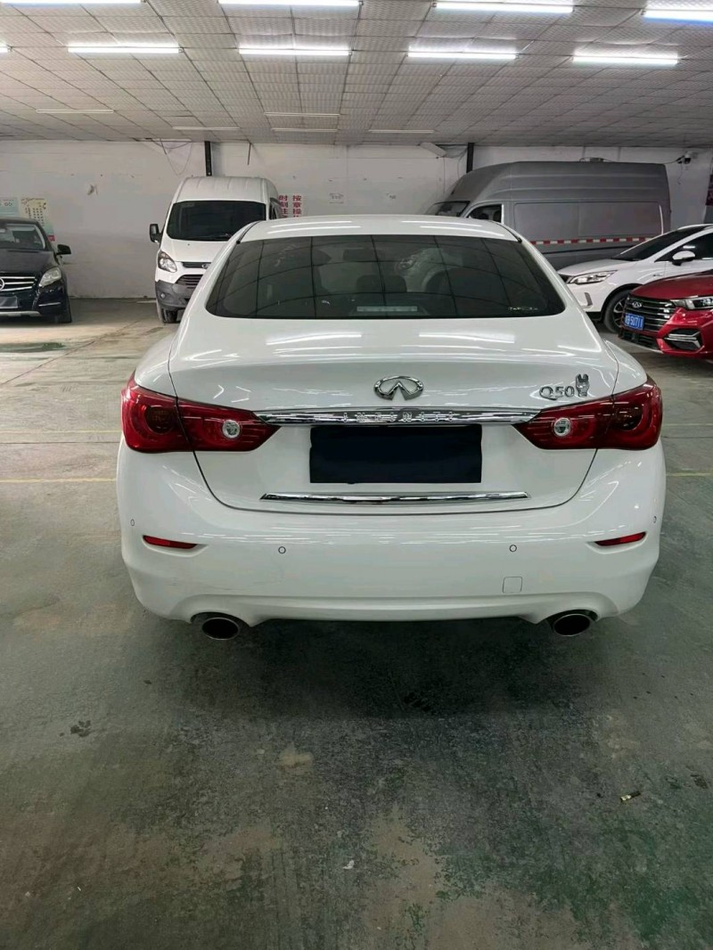 安庆18年英菲尼迪Q502