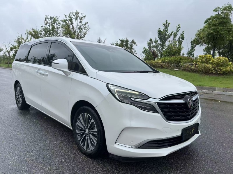盐城21年别克GL82